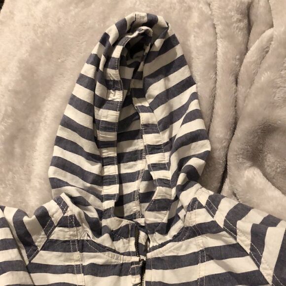 Oshkosh B'Gosh Nautical Hoodie - Picture 3 of 7